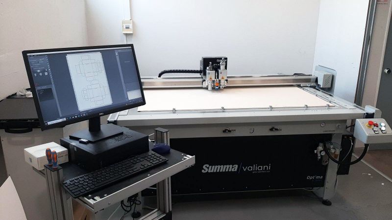 Picture for category Η εταιρεία «ΑΦΟΙ ΔΑΡΑ» επενδύει σε τεχνολογία κοπής SUMMA-VALIANI